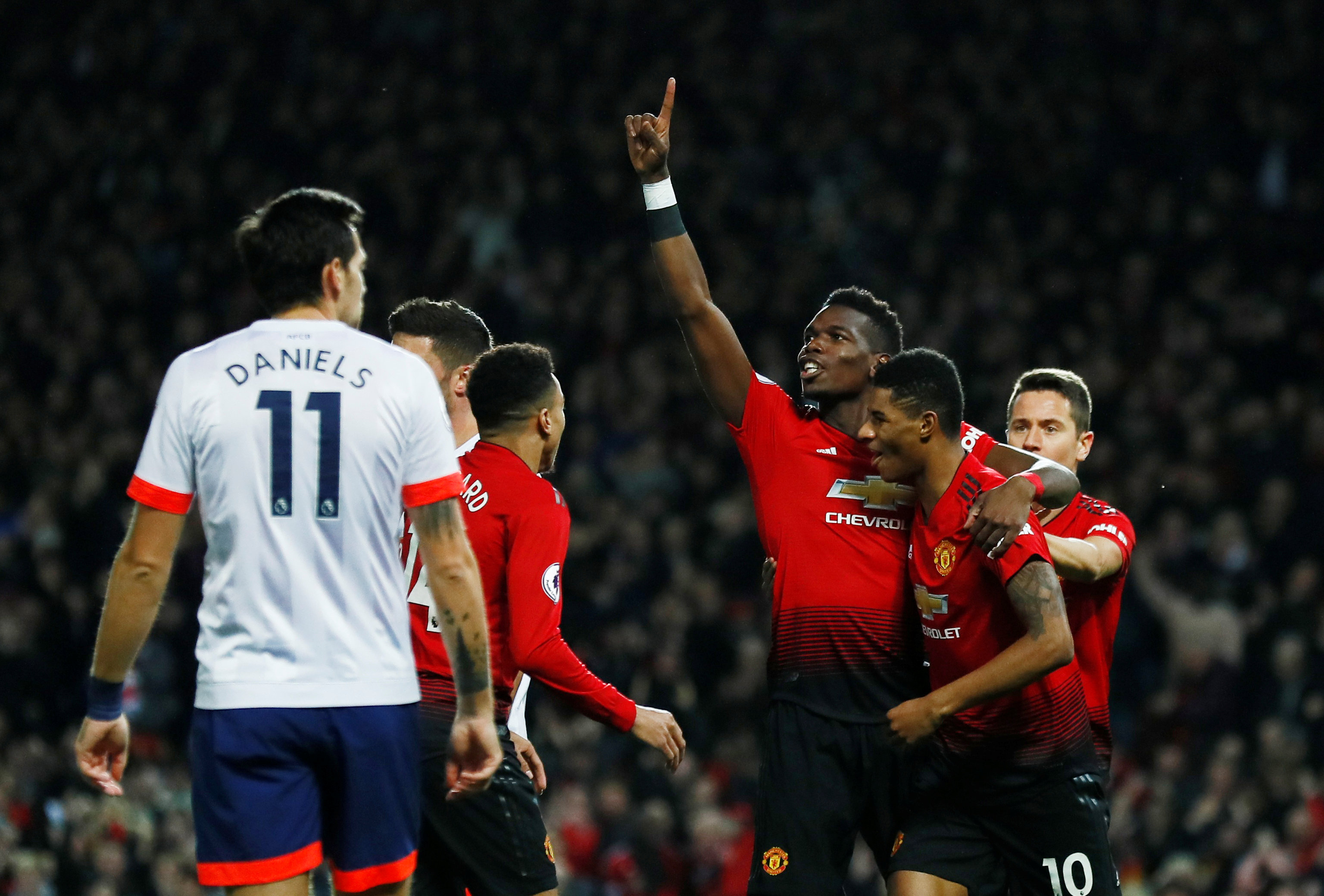 展现出了卓 展现出了卓